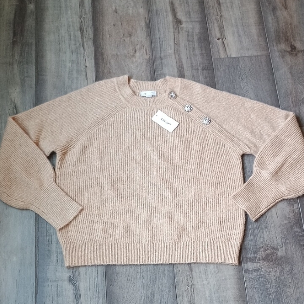 ON 34th Women's Beige Sweater with Button Detail Size M NWT